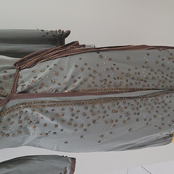 Dress - Picture 4 of 4